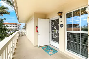 1215 Edington Pl, Marco Island, FL 34145 - Photo 6