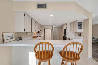 881 Panama Court #202, Marco Island, FL 34145 - Photo 10