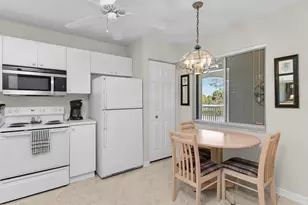 1001 Eastham Way, Naples, FL 34104 - Photo 6