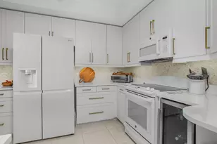 133 Vintage Bay, Marco Island, FL 34145 - Photo 8