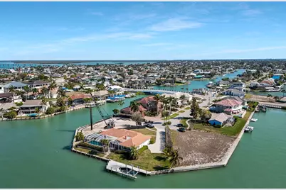 1231 Redwood Court, Marco Island, FL 34145 - Photo 14