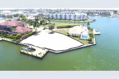 1231 Redwood Court, Marco Island, FL 34145 - Photo 18