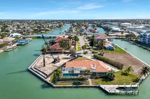 1231 Redwood Ct, Marco Island, FL 34145 - Photo 10