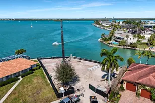 1231 Redwood Ct, Marco Island, FL 34145 - Photo 8