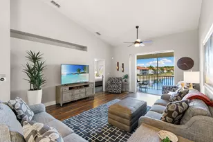 500 Robin Hood Cir, Naples, FL 34104 - Photo 10