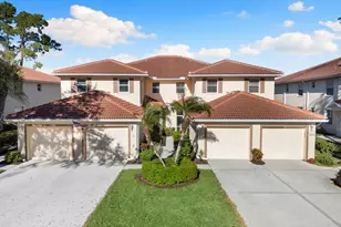 500 Robin Hood Cir, Naples, FL 34104 - Photo 2