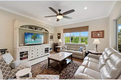 3755 Montreux #201, Naples, FL 34114 - Photo 4