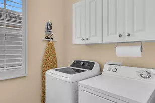 8375 Whisper Trace Ln, Naples, FL 34114 - Photo 16