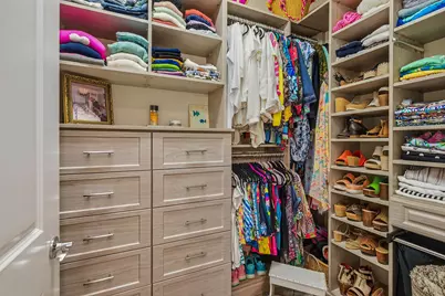 2730 Aviamar Circle, Naples, FL 34114 - Photo 12