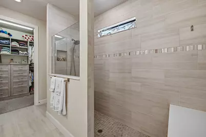 2730 Aviamar Circle, Naples, FL 34114 - Photo 14