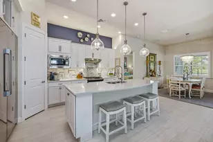 2730 Aviamar Cir, Naples, FL 34114 - Photo 6