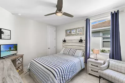 14683 Edgewater Circle, Naples, FL 34114 - Photo 20