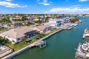 625 Dorando Ct, Marco Island, FL 34145 - Photo 44