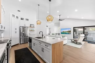 625 Dorando Ct, Marco Island, FL 34145 - Photo 12