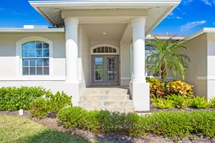 330 Colonial Ave, Marco Island, FL 34145 - Photo 2