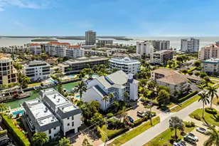 919 Huron Ct, Marco Island, FL 34145 - Photo 32