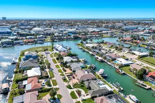 1160 Martinique Ct, Marco Island, FL 34145 - Photo 8