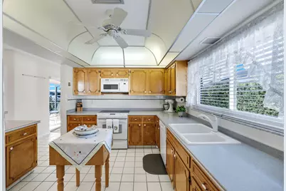 1160 Martinique Court, Marco Island, FL 34145 - Photo 16