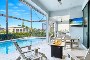 782 Saturn Ct, Marco Island, FL 34145 - Photo 30