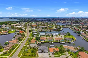 1790 Maywood Ct, Marco Island, FL 34145 - Photo 10