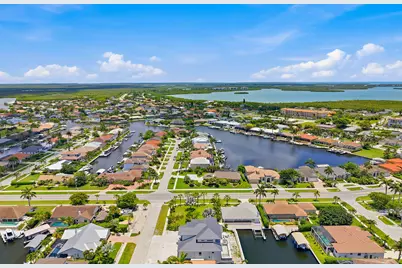 1790 Maywood Court, Marco Island, FL 34145 - Photo 14