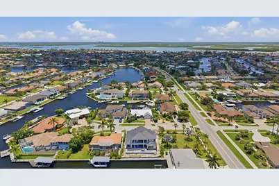 1790 Maywood Court, Marco Island, FL 34145 - Photo 10
