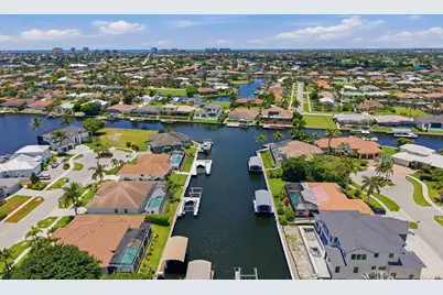 1790 Maywood Court, Marco Island, FL 34145 - Photo 16