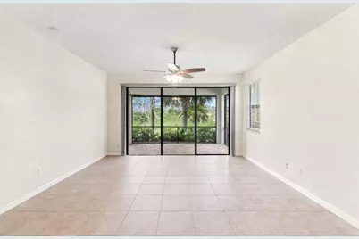 1570 Oceania Dr S, Naples, FL 34113 - Photo 2
