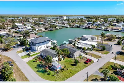 610 Sunset Drive, Goodland, FL 34140 - Photo 24