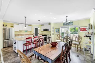 610 Sunset Dr, Goodland, FL 34140 - Photo 6