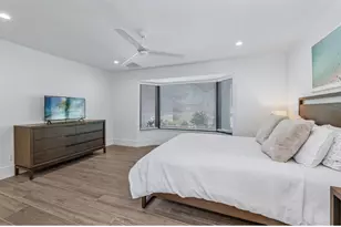 1401 Salvadore Ct, Marco Island, FL 34145 - Photo 6