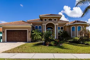 35 Covewood Ct, Marco Island, FL 34145 - Photo 1