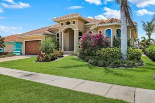 35 Covewood Ct, Marco Island, FL 34145 - Photo 2