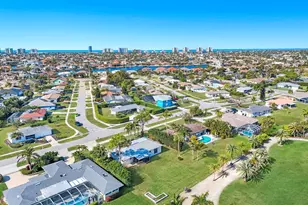 1242 Jamaica Rd, Marco Island, FL 34145 - Photo 26