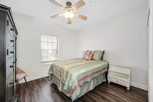 1360 Sweetwater Cove, Naples, FL 34110 - Photo 20