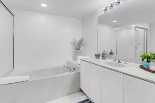 990 Cape Marco Dr, Marco Island, FL 34145 - Photo 30