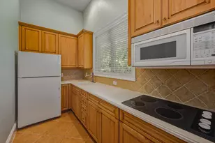 3840 Isla Del Sol Way, Naples, FL 34114 - Photo 20