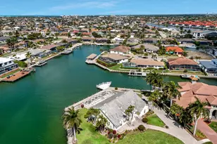 1063 Whiteheart Ct, Marco Island, FL 34145 - Photo 4