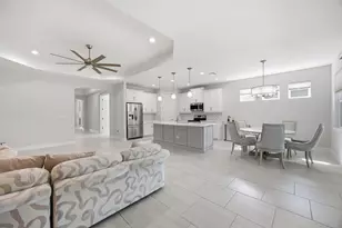 14520 Stern Wy., Naples, FL 34114 - Photo 8