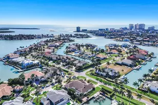 1400 Forrest Ct, Marco Island, FL 34145 - Photo 42