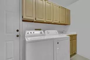 620 Inlet Dr, Marco Island, FL 34145 - Photo 26