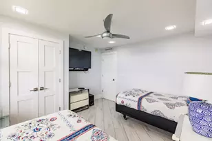 440 Seaview Ct, Marco Island, FL 34145 - Photo 24