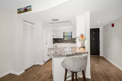 4955 Pepper Circle #B106, Naples, FL 34113 - Photo 8