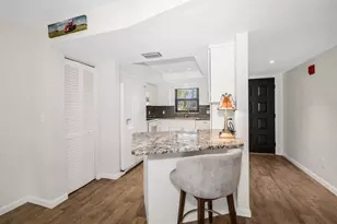 4955 Pepper Cir, Naples, FL 34113 - Photo 8