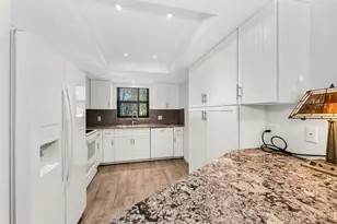 4955 Pepper Cir, Naples, FL 34113 - Photo 10