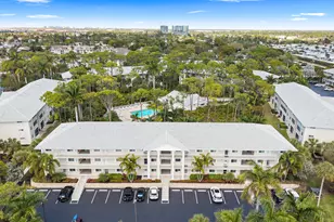 3032 Sandpiper Bay Cir, Naples, FL 34112 - Photo 46