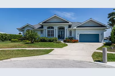 798 Sea Court, Marco Island, FL 34145 - Photo 2