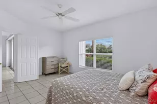 5210 Birmingham Dr, Naples, FL 34110 - Photo 10