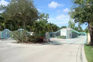 5210 Birmingham Dr, Naples, FL 34110 - Photo 20