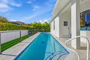 679 Seagrape Dr, Marco Island, FL 34145 - Photo 30